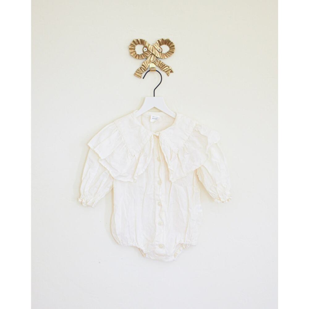 monbebe bib collar romper / S
